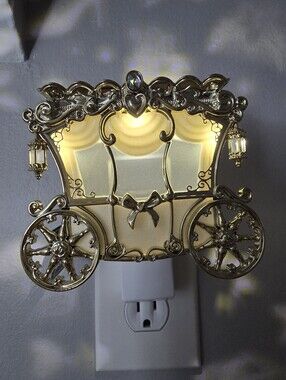 Disney Princess x Bath & Body Works Princess Carriage Projector Nightlight